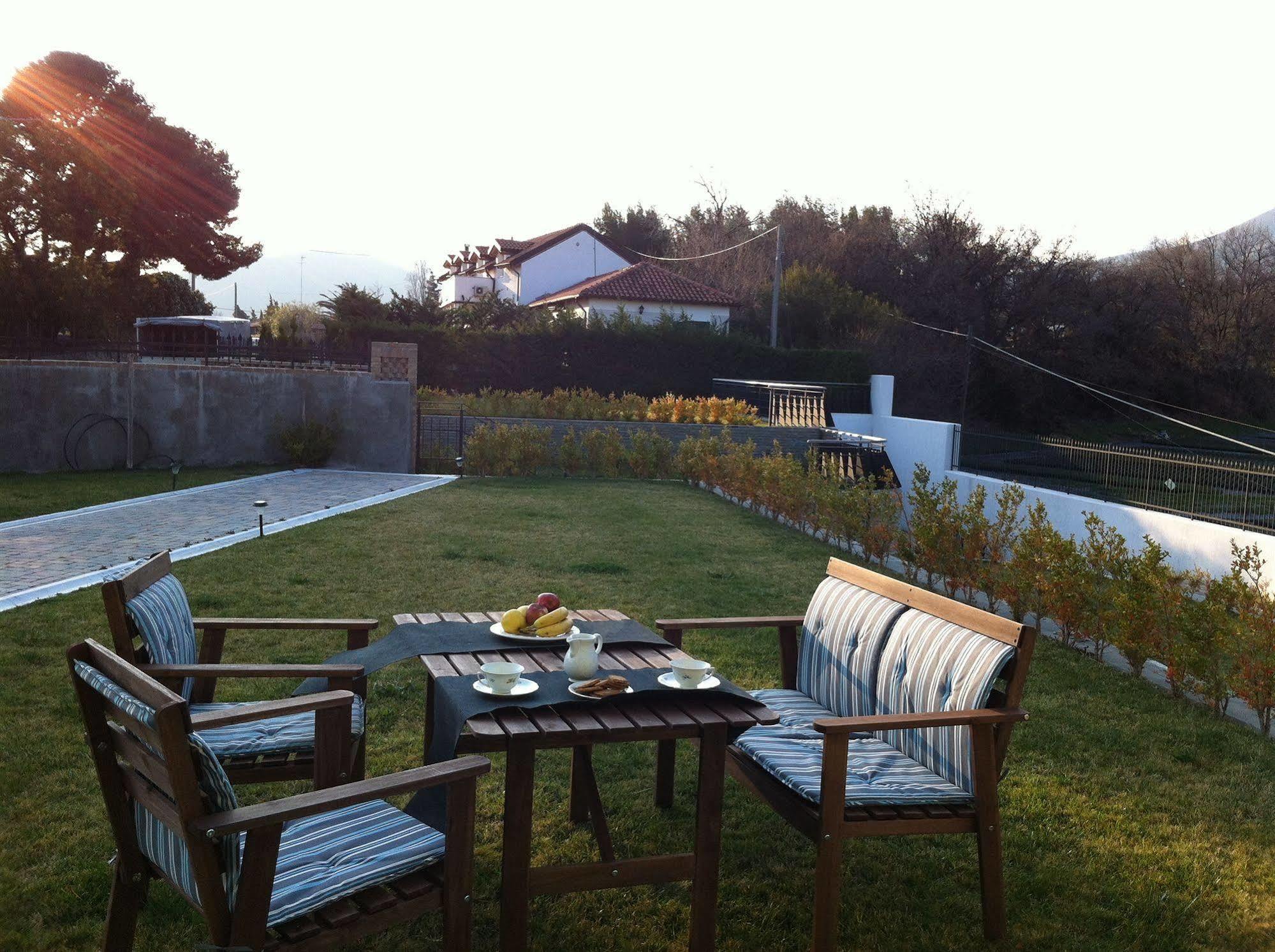 Villamir B&B Albenga Exteriör bild